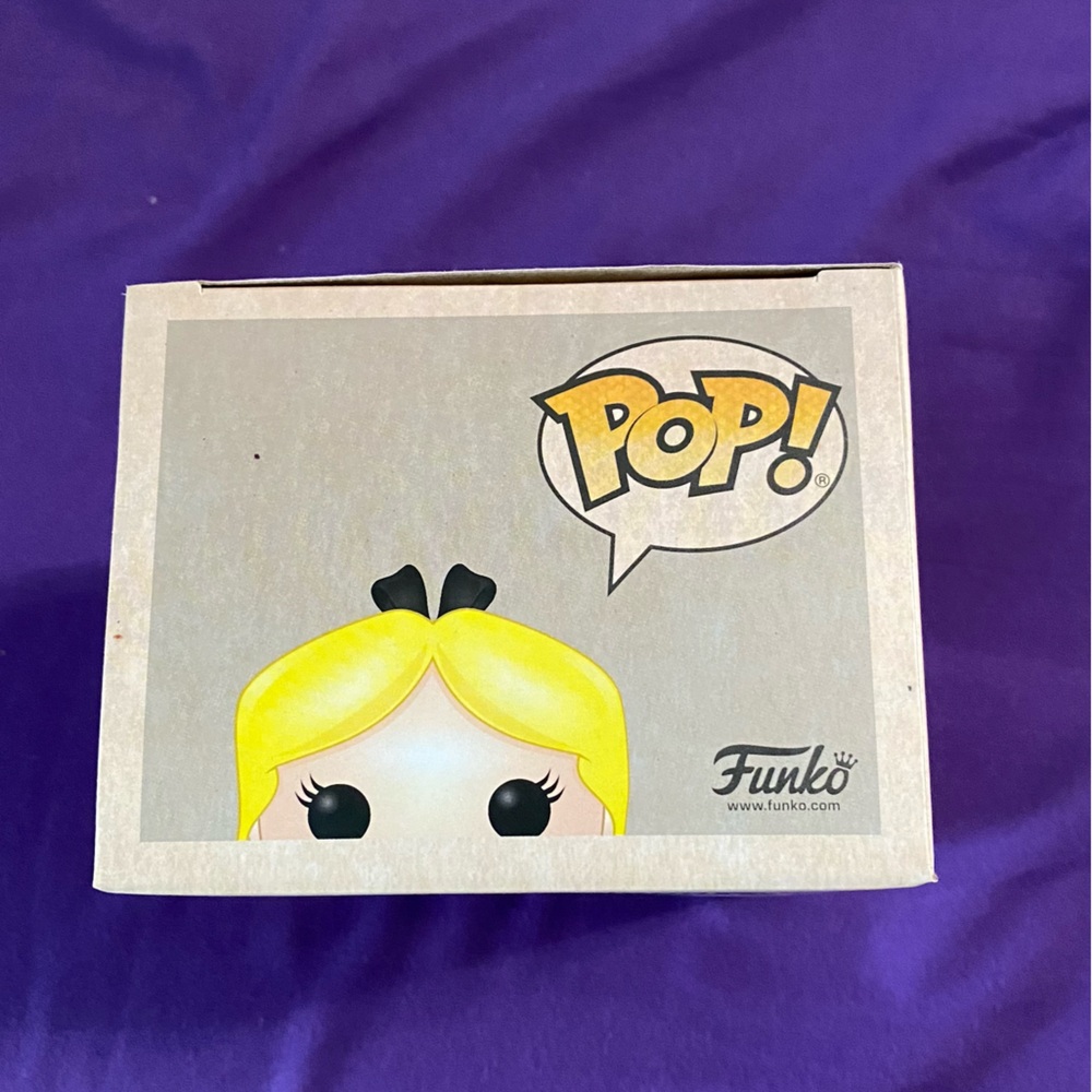Disney Funko POP Alice vinyl figure 65th anniversary only at Target - Picture 5 of 6